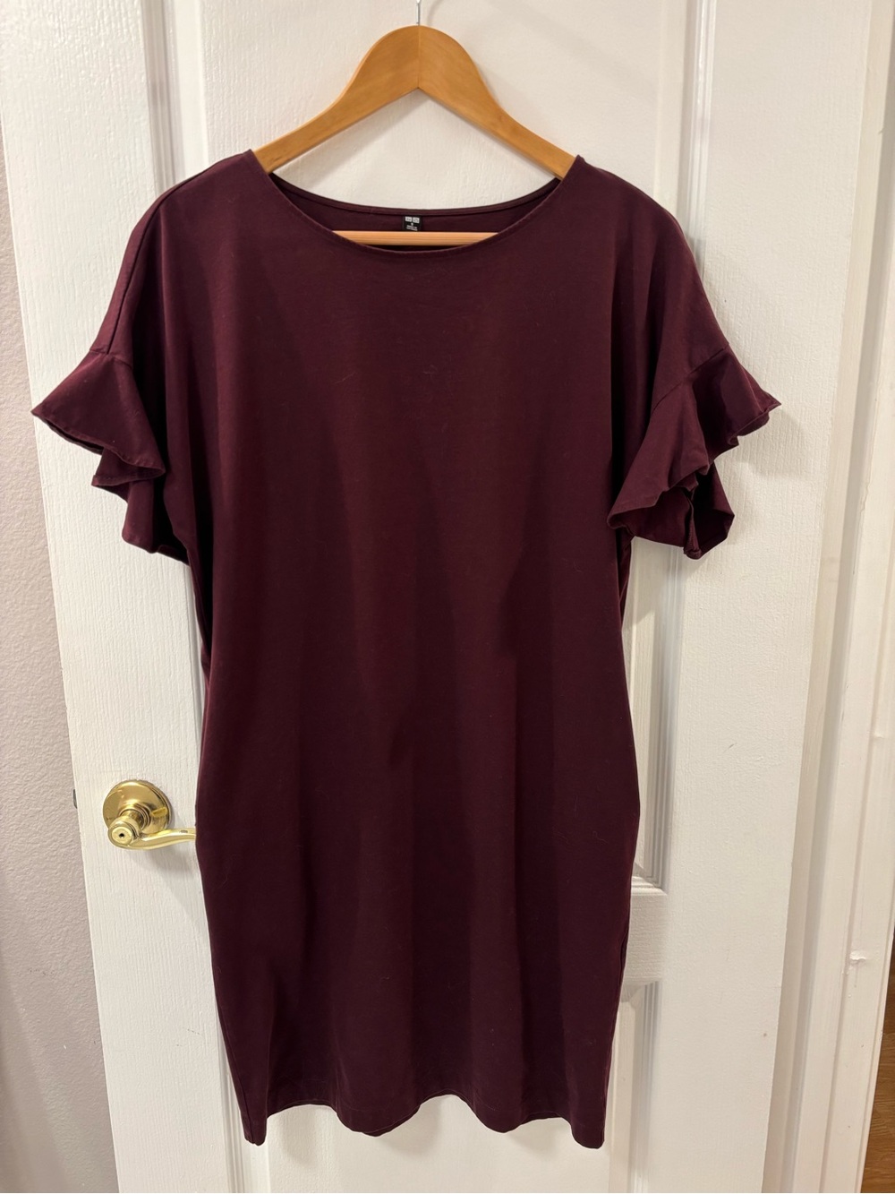 Uniqlo Cotton Flutter Sleeve Shift Dress with Pockets Plum Wine Color